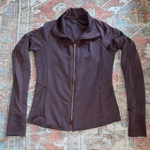 APARA athletic zip-up